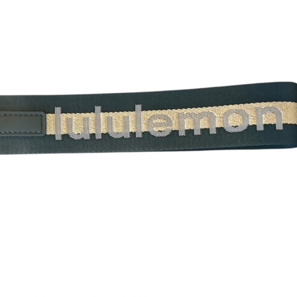Lululemon Never Lost Keychain - Picture 3 of 4